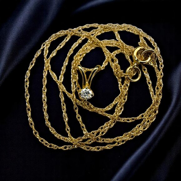 14k Gold- Diamond Necklace -18"- 1/10 carat -Natural Diamond- Solitaire Pendant - Picture 2 of 16